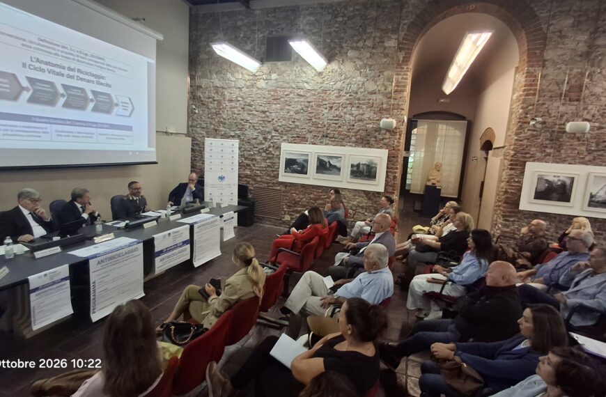 Antiriciclaggio: seminario con GdF e Banca d’Italia grazie a Fimaa e Confcommercio